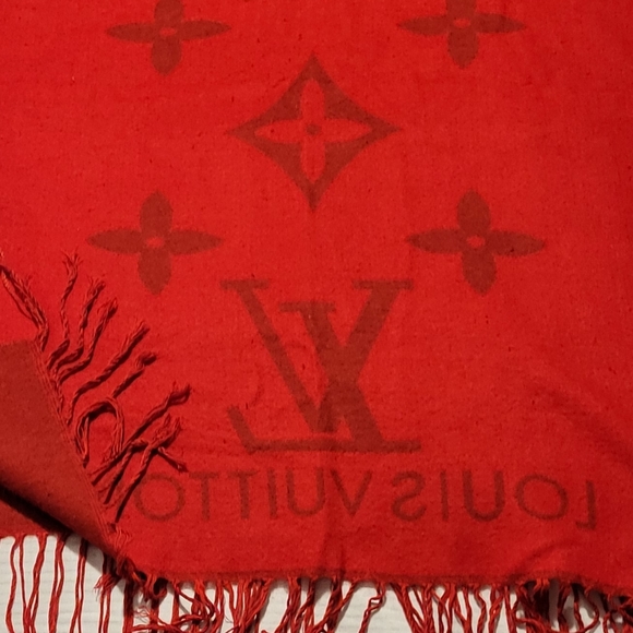 Louis Vuitton Cashmere Shawl - Picture 3 of 5
